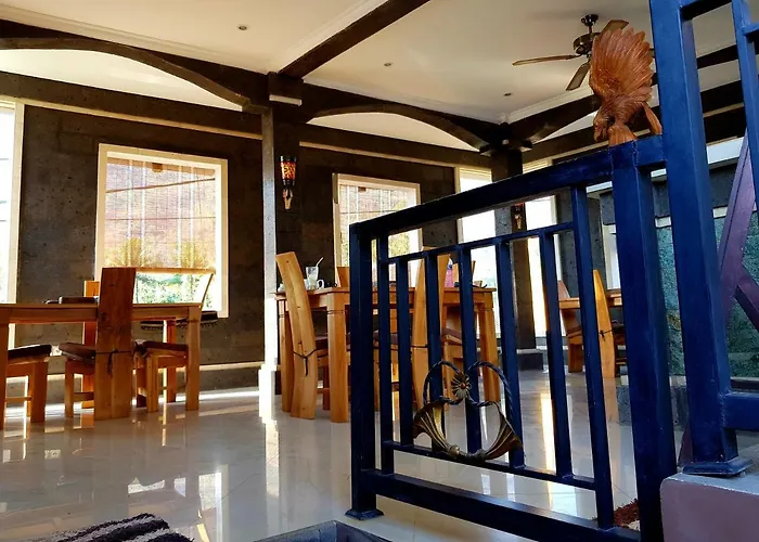 Romance House Bed & Breakfast Amed (Bali)