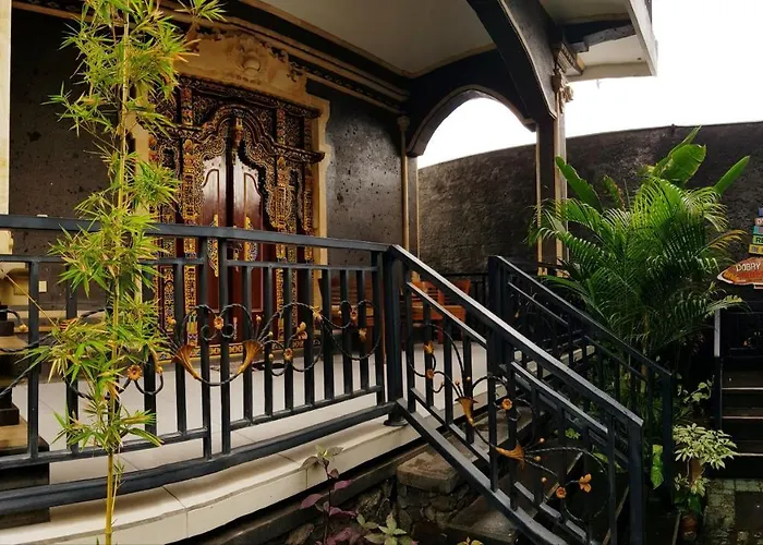 Romance House Bed & Breakfast